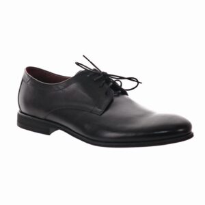 Wybór butów do garnituru młodzieżowego – jak wpasować styl w elegancję?