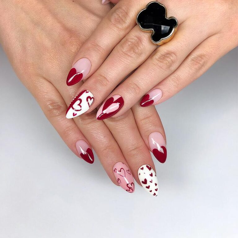 Kwadratowe paznokcie czy migdałki – co wybrać na nadchodzący sezon?