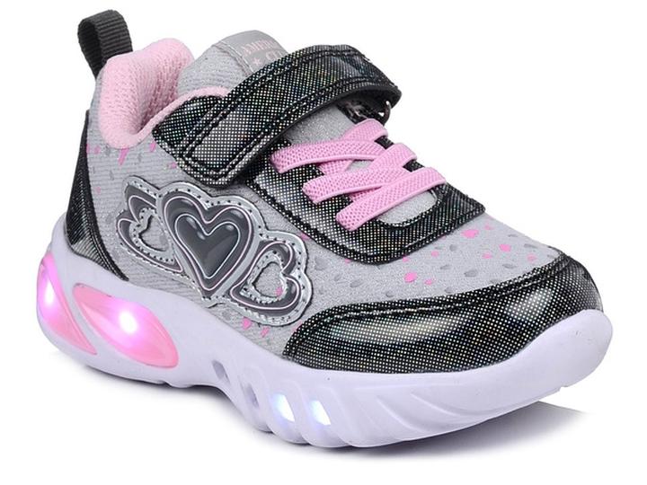 Jakie buty dla trzylatka wybrać, by były wygodne i stylowe?