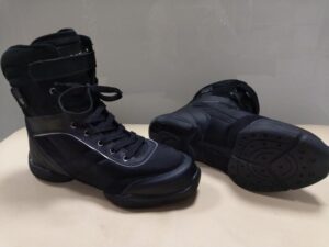 Jakie buty idealnie pasują do spodni bojówek? Poradnik stylowy